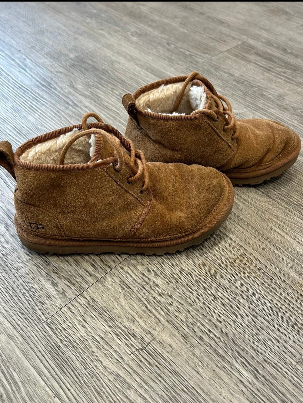 UGG Neumel Chestnut Suede Chukka Lace Up Boots Men's Size 7 Women's 8.5 1094269